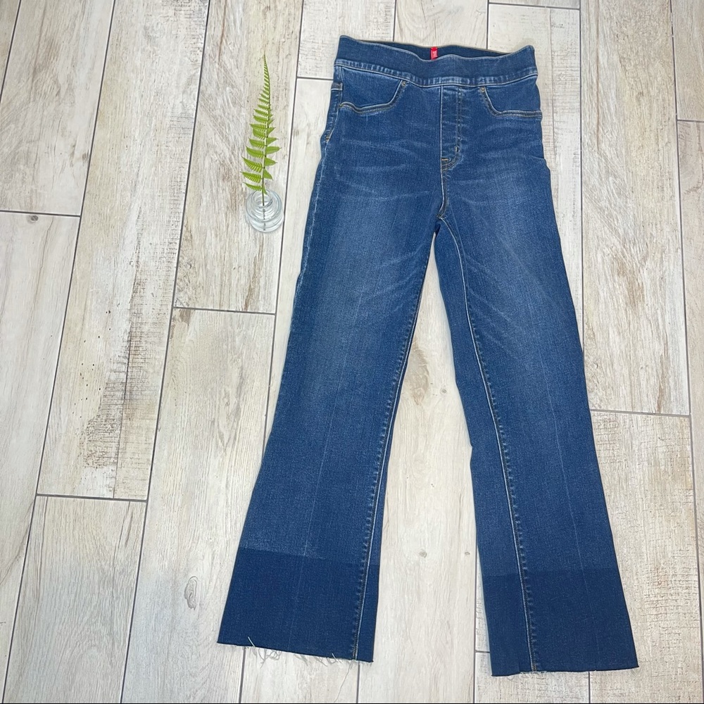 SPANX Cropped Flare Raw Hem Jeans Size Xs - Picture 9 of 15